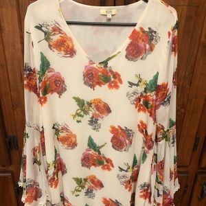 Women’s Kori Flirty Top-Small